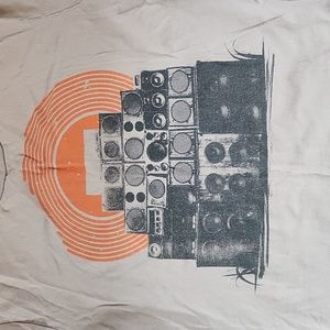 Old Navy • amp tee | M